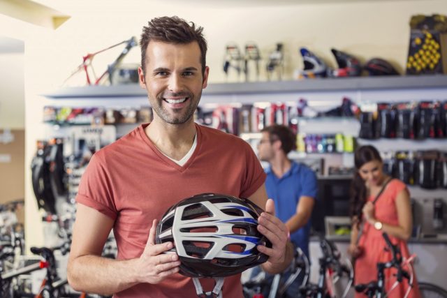 Vente au détail de marchandises de sport